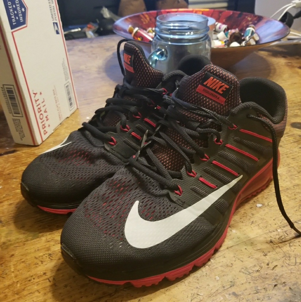 Nike air max exelerate